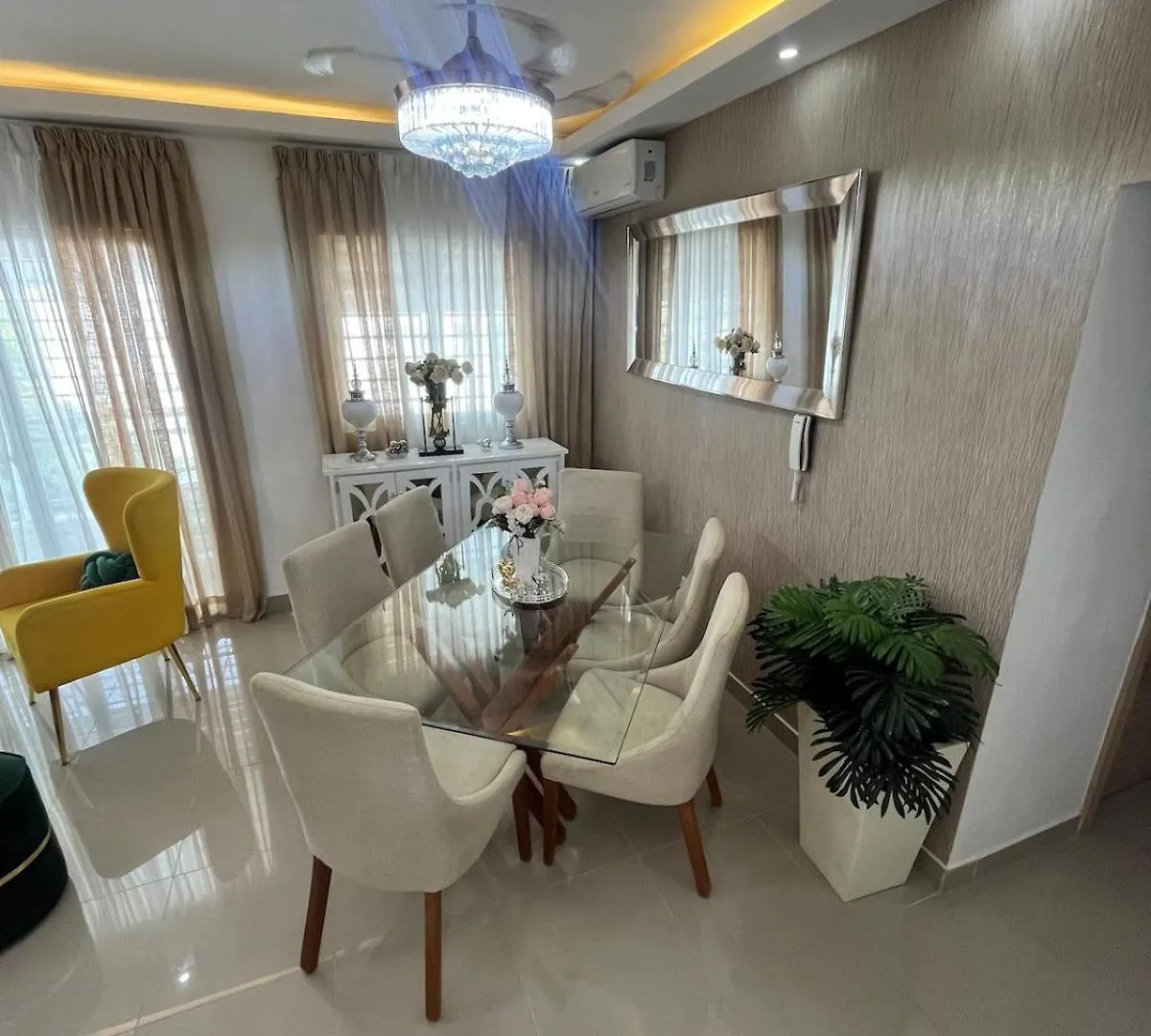 Modern 2-Bedroom Apartment Near The Airport Saint-Domingue 0*,